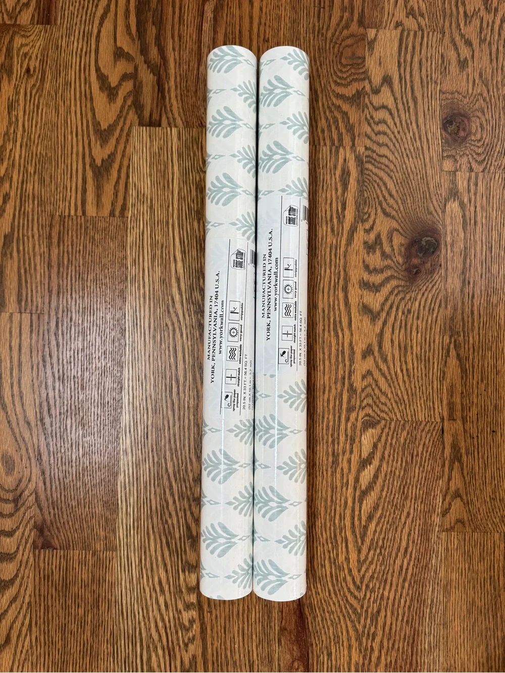 York French Scallop Wallpaper Rolls - Light Sage on White X2 Double Rolls